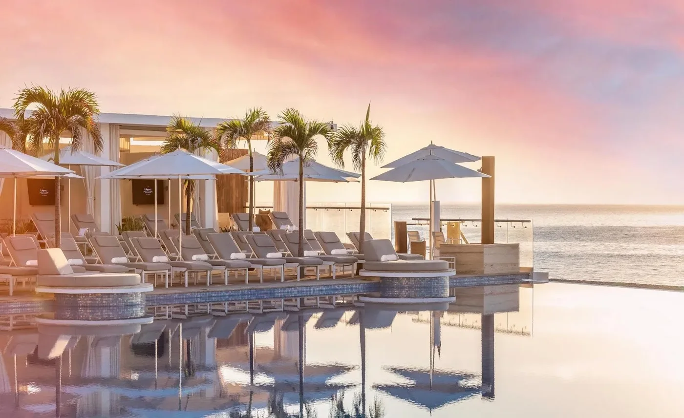 Coastal resort setting at Le Blanc Spa Resort Los Cabos